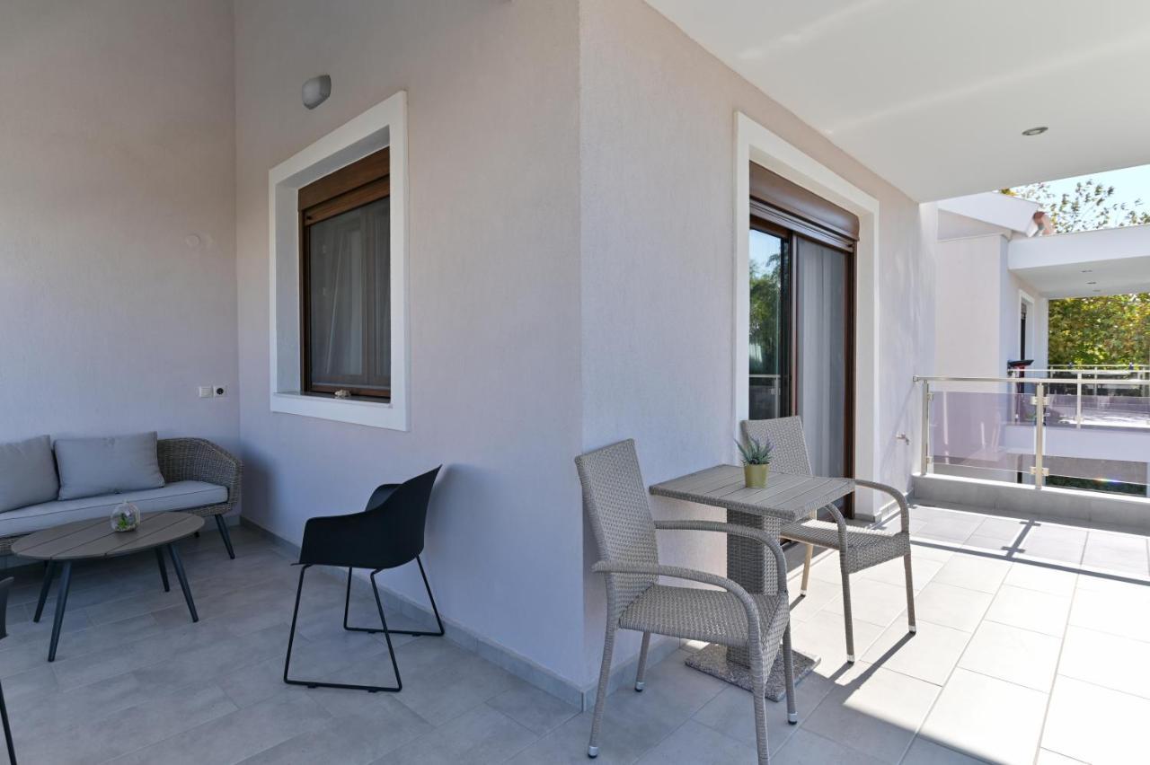 Kalli'S Apartments Nikiti  Luaran gambar